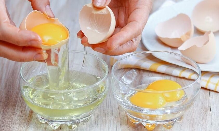 Lòng trắng trứng gà cung cấp nhiều dưỡng chất giúp giảm thâm, mờ sẹo