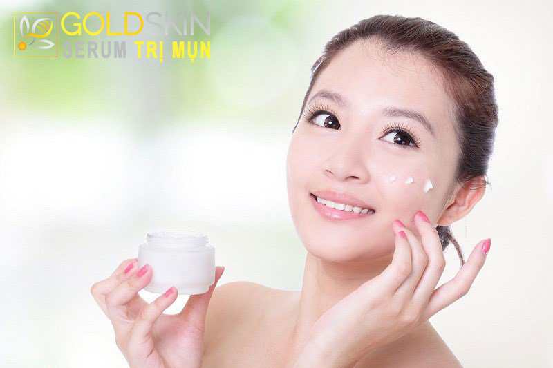 Kem dưỡng ẩm giúp giữ ẩm và tăng cường sức khỏe của làn da